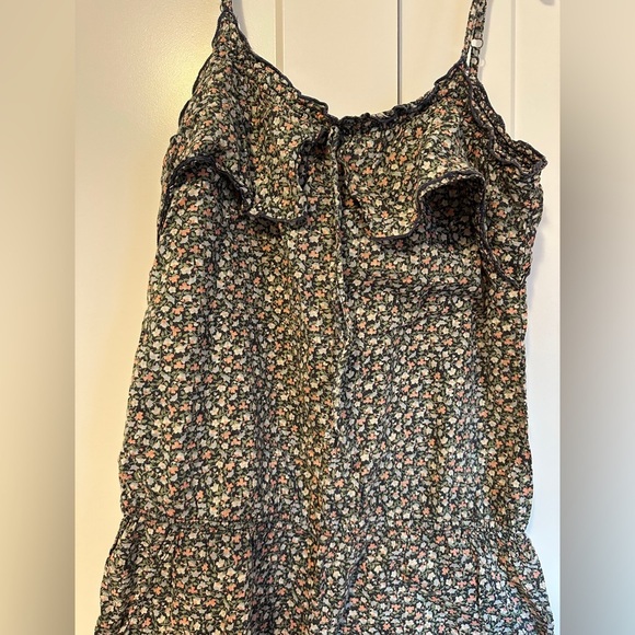 Roxy Black Floral Romper Size Large Women’s - Picture 4 of 10